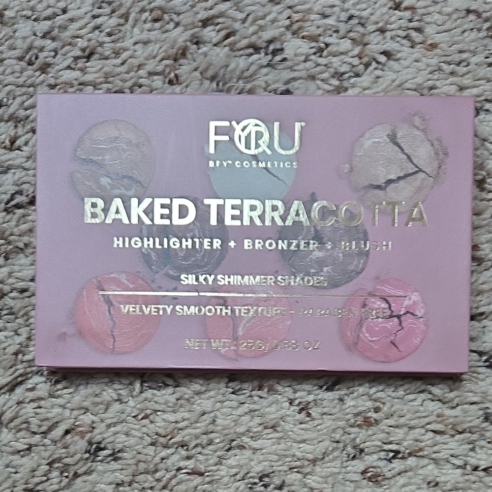 Focallure Baked Terracotta Highlighter Palette - Pink and Brown